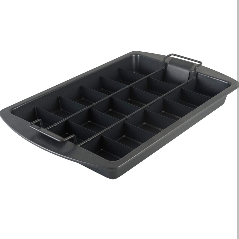 NWOT Red Copper Brownie Bonanza Pan - Copper Infused Ceramic